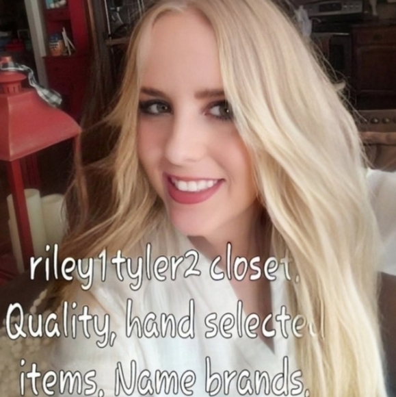 J.O.A. Keeney color block black/white ribbed knit soft v neck sweater. NWT. Sz M - Picture 8 of 8